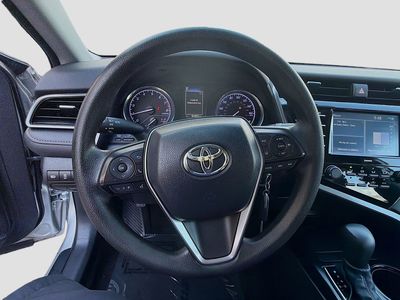 2020 Toyota Camry - Photo 8