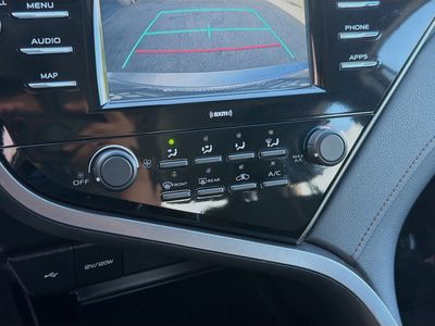 2020 Toyota Camry - Photo 12