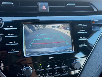 2020 Toyota Camry - Photo 11