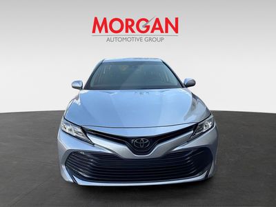 2020 Toyota Camry - Photo 2