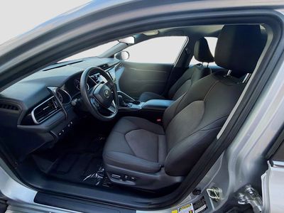 2020 Toyota Camry - Photo 16