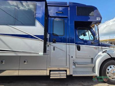 2026 Dynamax DynaQuest XL — rear three-quarter view