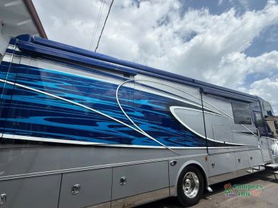 2026 Dynamax DynaQuest XL — interior view