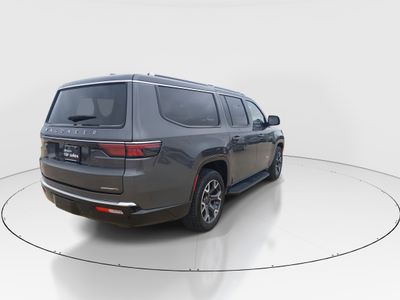 2023 Jeep Wagoneer L - Photo 7