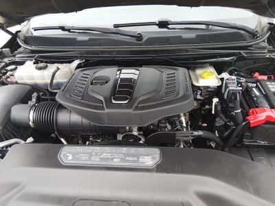 2023 Jeep Wagoneer L - Photo 9