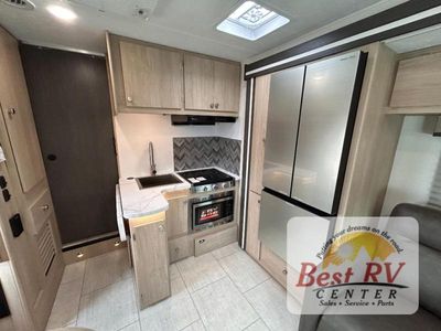 2026 Coachmen RV Leprechaun - Photo 35