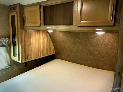 2019 Coachmen Catalina Trail Blazer — photo 12 view