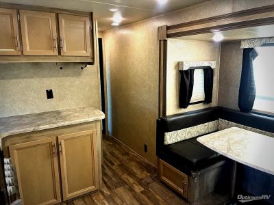 2019 Coachmen Catalina Trail Blazer — interior view