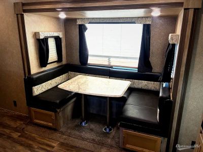 2019 Coachmen Catalina Trail Blazer — detail view