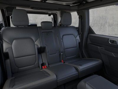2026 Ford Bronco — photo 11 view