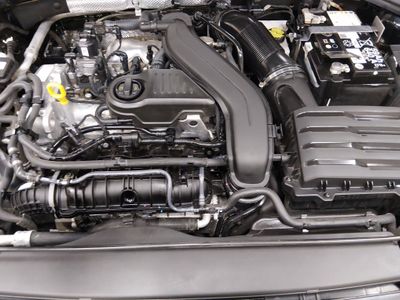2024 Volkswagen Jetta — photo 9 view