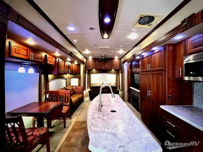 2013 Dynamax Corp Trilogy — interior view