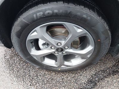 2024 Ford Escape — photo 10 view