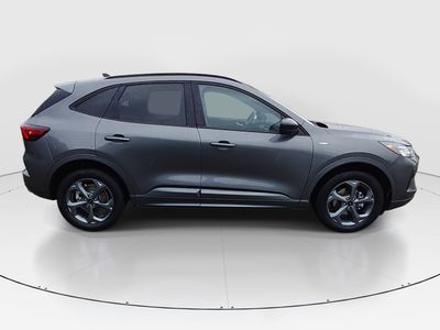 2024 Ford Escape — photo 8 view