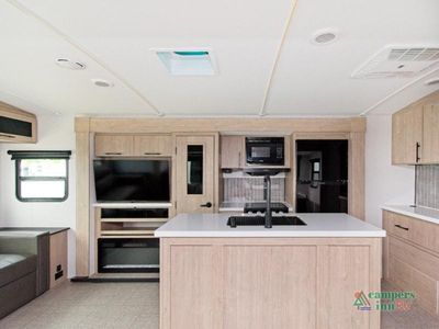 2025 Grand Design Imagine - Photo 15