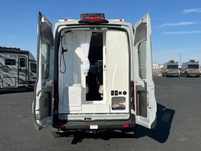2027 Thor Motor Coach TALAVERA — photo 22 view