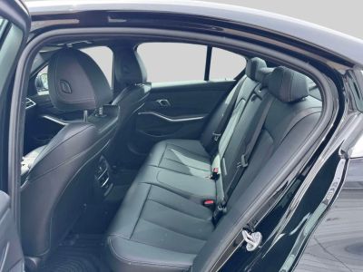2025 BMW 3 Series - Photo 11