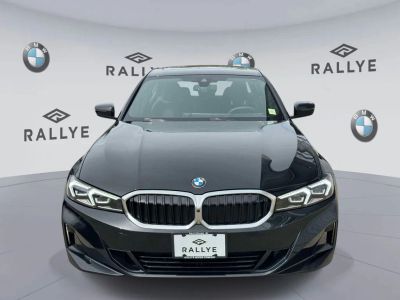2025 BMW 3 Series - Photo 2