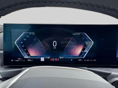 2025 BMW 3 Series - Photo 16