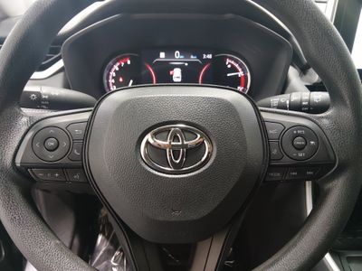 2024 Toyota RAV4 - Photo 12