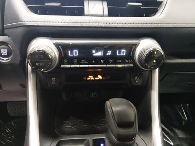 2024 Toyota RAV4 - Photo 19