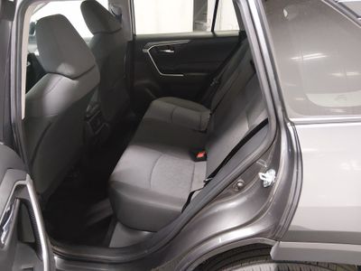 2024 Toyota RAV4 - Photo 18
