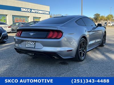 2020 Ford Mustang - Photo 12
