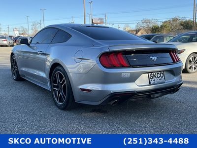 2020 Ford Mustang - Photo 2