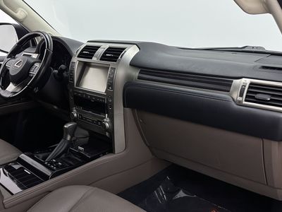 2021 Lexus GX - Photo 35
