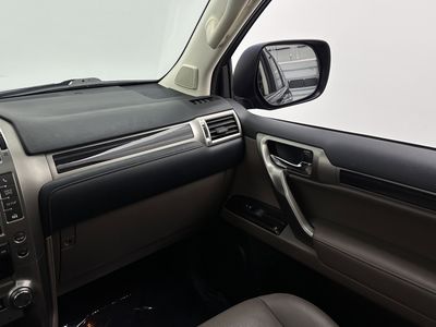 2021 Lexus GX - Photo 29