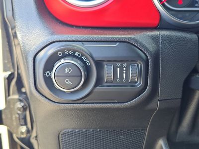 2020 Jeep Gladiator - Photo 23