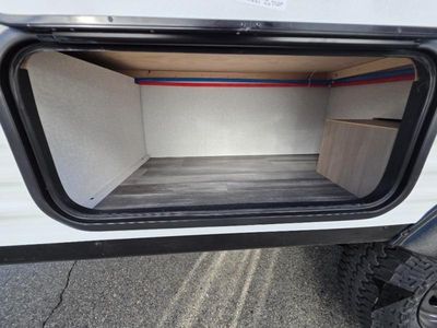 2026 Jayco Jay Flight SLX — engine compartment view