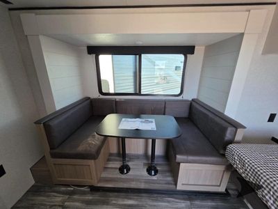 2026 Jayco Jay Flight SLX — photo 22 view