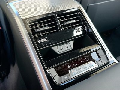 2026 BMW 8 Series - Photo 20