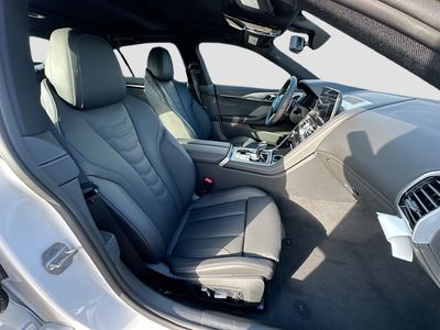 2026 BMW 8 Series - Photo 23