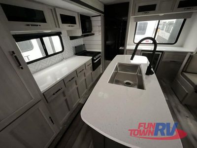2025 CrossRoads RV Sunset Trail - Photo 16