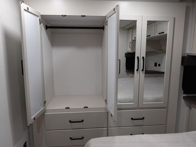 2026 Grand Design Momentum M Class — photo 10 view