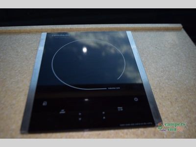 2016 Midwest Automotive Designs Weekender - Photo 25
