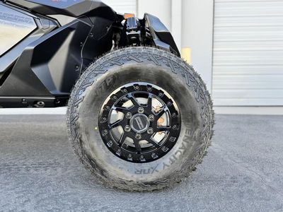 2026 Can-Am Maverick R X RS Triple Black - Photo 15