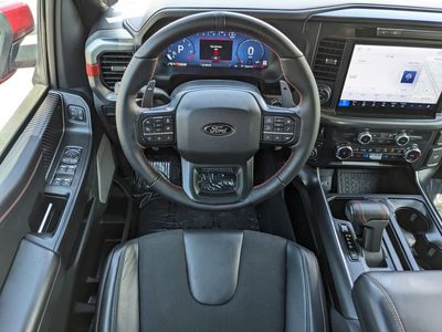 2025 Ford F-150 - Photo 13