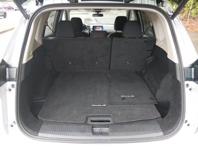 2025 Nissan Rogue - Photo 11