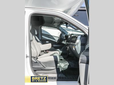 2026 Grand Design Lineage Series F - Photo 15