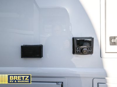 2026 Grand Design Lineage Series F - Photo 13