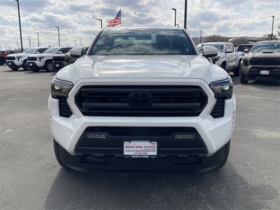 2026 Toyota Tacoma - Photo 2
