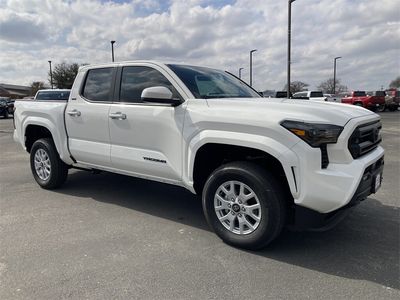 2026 Toyota Tacoma - Photo 3