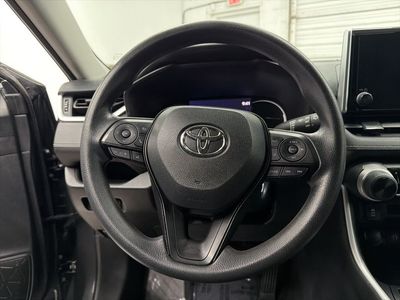 2024 Toyota RAV4 - Photo 16