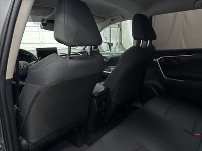 2024 Toyota RAV4 - Photo 19
