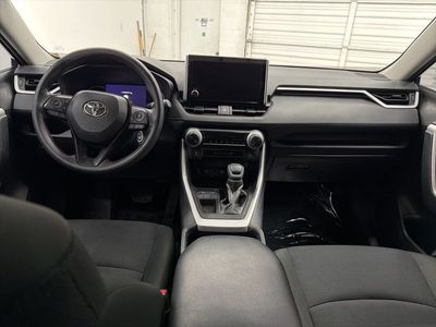 2024 Toyota RAV4 - Photo 23