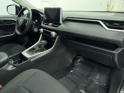2024 Toyota RAV4 - Photo 29