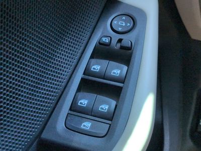 2021 BMW 2 Series - Photo 25